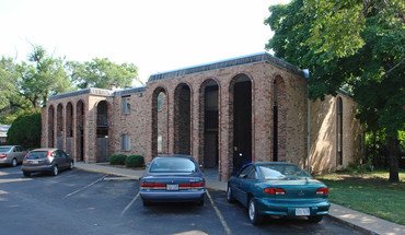 Granada Apartment for rent in Topeka, KS