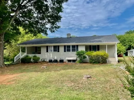 Parker-tri-plex Apartment for rent in Charlotte, NC