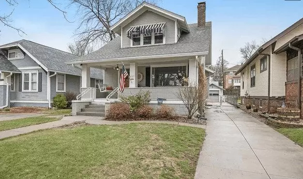 Updated 2-story With Finished Basement & Fenced Yard!! Apartment for rent in Omaha, NE