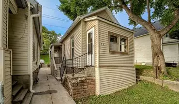 4 of 14 Renovated 1-bedroom Just Minutes From Blackstone!! House for rent in Omaha, NE