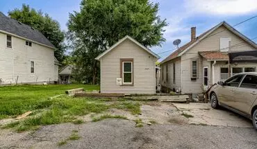 3 of 14 Renovated 1-bedroom Just Minutes From Blackstone!! House for rent in Omaha, NE