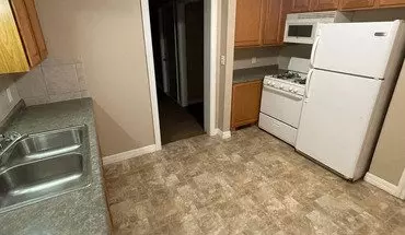 4 of 15 824 S 38th St Apartment for rent in Omaha, NE