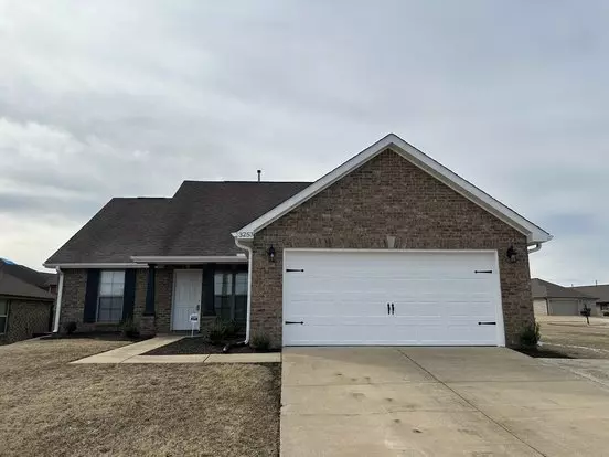 3253 Earlcastle - Available Now! Apartment for rent in Southaven, MS