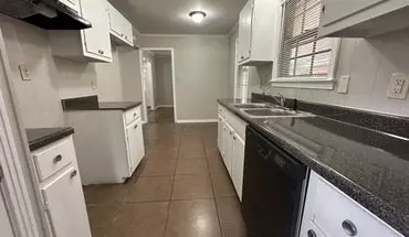 3 of 11 2948 S Mendenhall House for rent in Memphis, TN