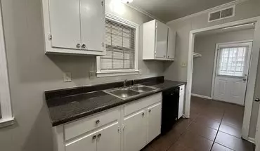 2 of 11 2948 S Mendenhall House for rent in Memphis, TN