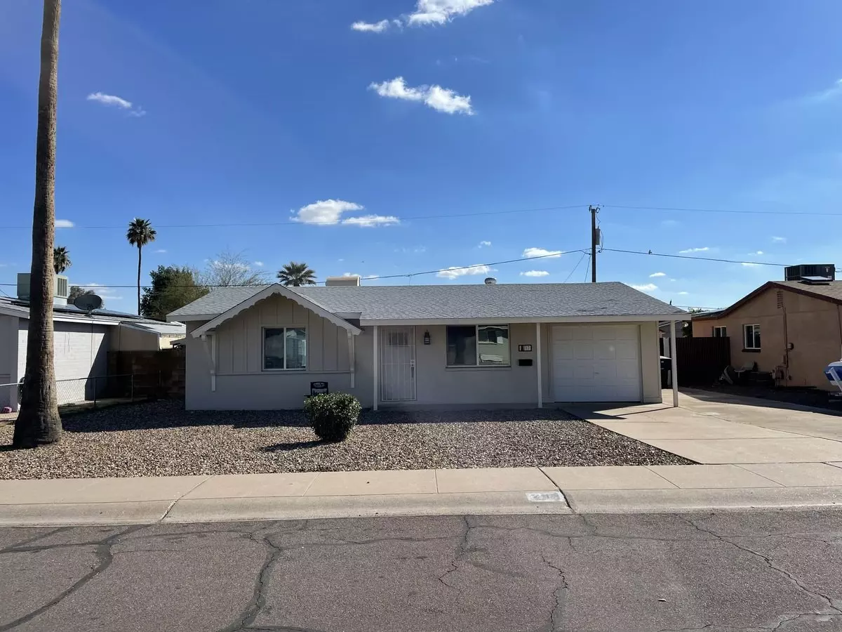 23rd Ave & Cactus Rd House for rent in Phoenix, AZ