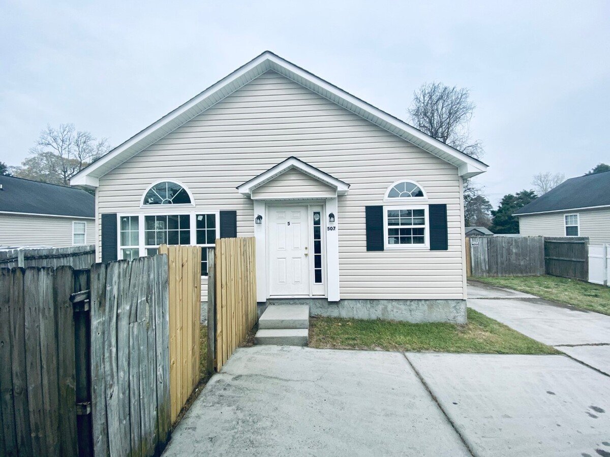 507 Alder St 5 Myrtle Beach, SC House for Rent Rentable