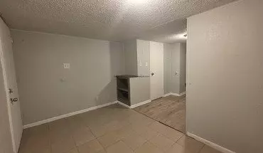 5 of 8 419 N Main St Unit N House for rent in Independence, MO