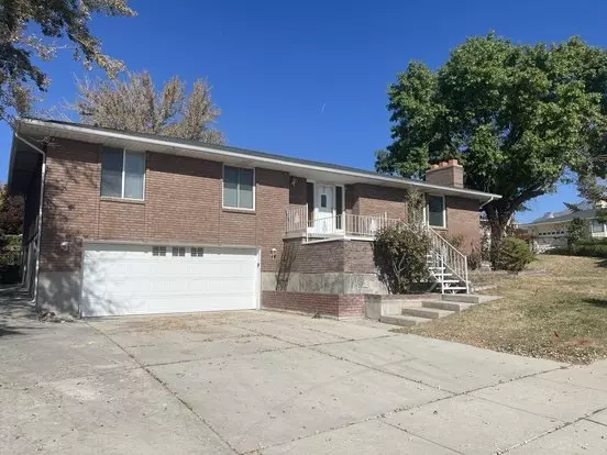 Beautiful Home In East Sandy - 4 Bedrooms, 3 Bathrooms, And More! Apartment for rent in Sandy, UT Beautiful Home In East Sandy - 4 Bedrooms, 3 Bathrooms, And More! Apartment for rent in Sandy, UT