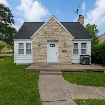 Spacious 4 Bedroom, 2 Bath Home! Apartment for rent in Columbus, OH