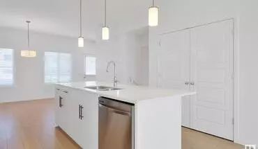 4 of 10 3 Bed 2.5 Bath Home Main Dbl Garage Uplands Edmonton House for rent in Edmonton, AB