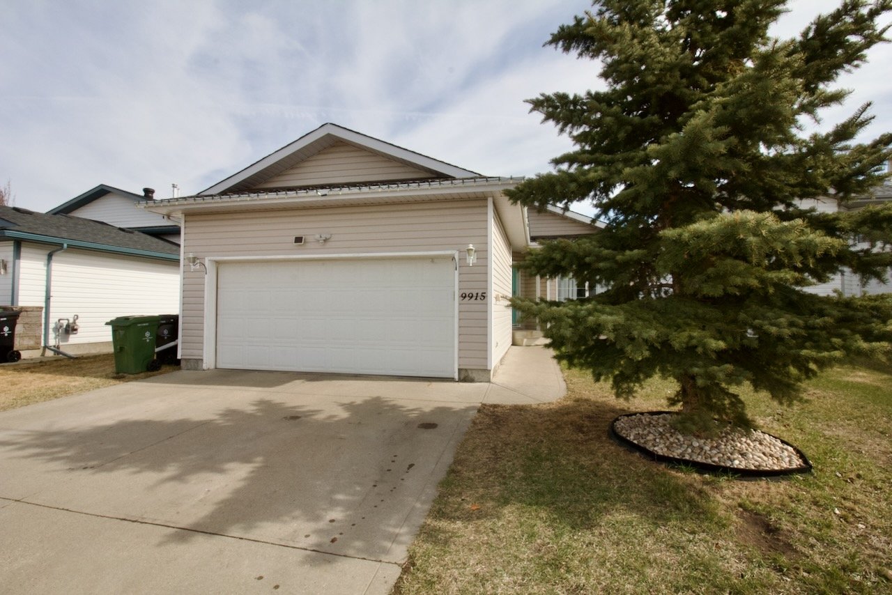 2 Bed + Den 2 Bath Double Garage Bungalow Fort... Apartments Fort