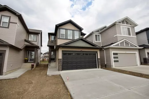 3 Bed 2.5 Bath Home Dbl Garage Sw Edmonton Apartment for rent in Edmonton, AB