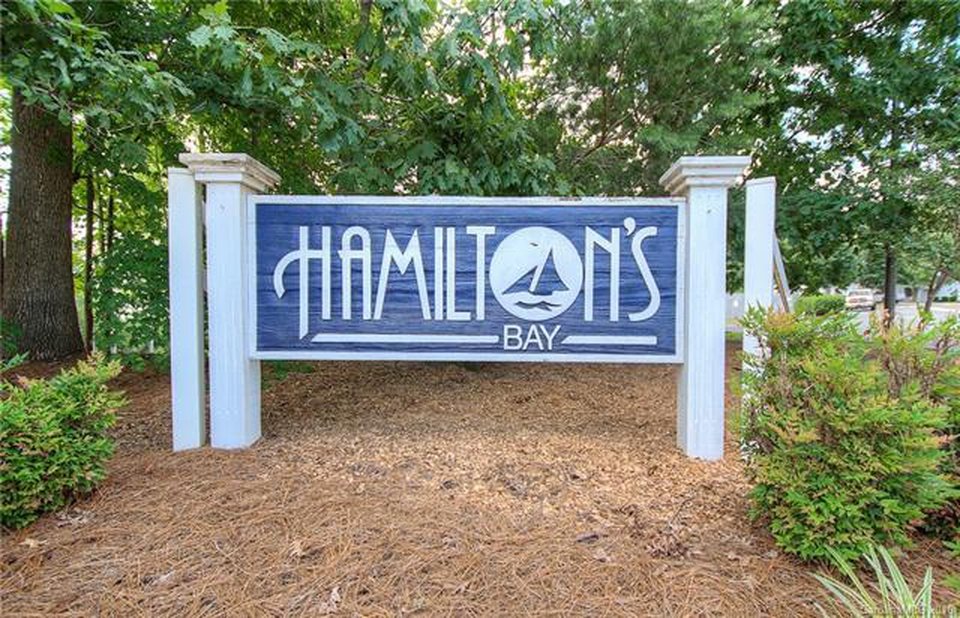 Hamiltons Bay Condominiums Apartments Lake Wylie, SC
