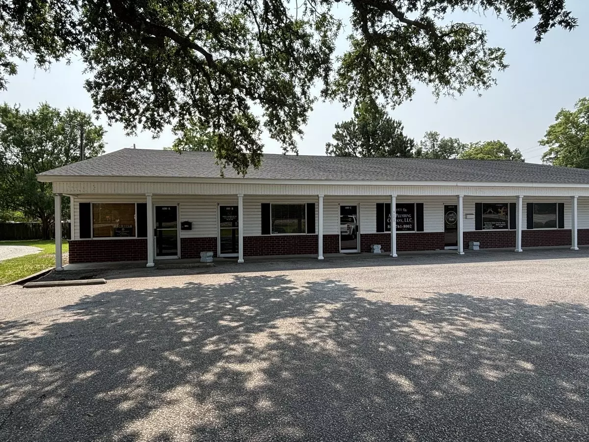 Commercial Space House for rent in Moncks Corner, SC