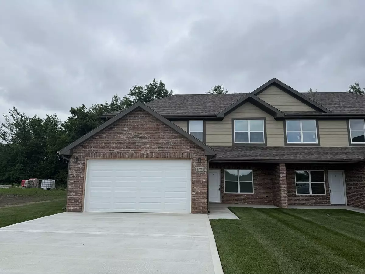 107 Allen Dr Apartment for rent in Warrensburg, MO