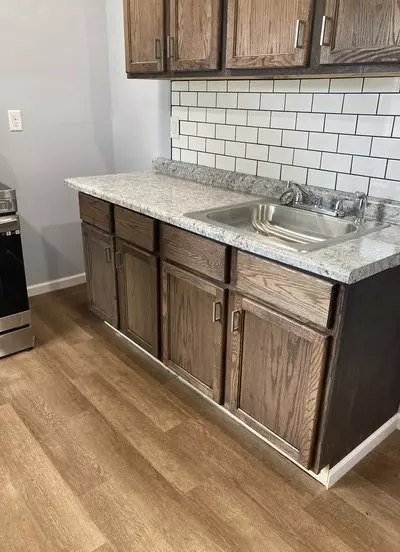 305 N College Ave Apartment for rent in Warrensburg, MO