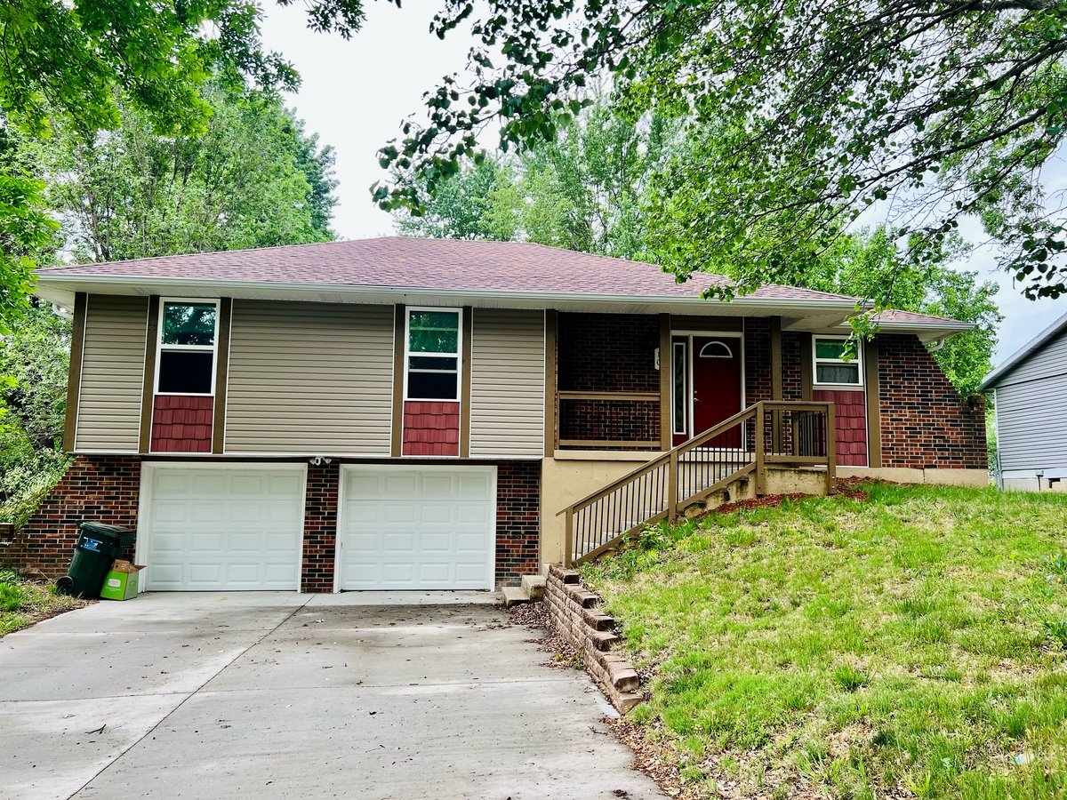 10 SE 240Th Rd Warrensburg, MO House for Rent Rentable