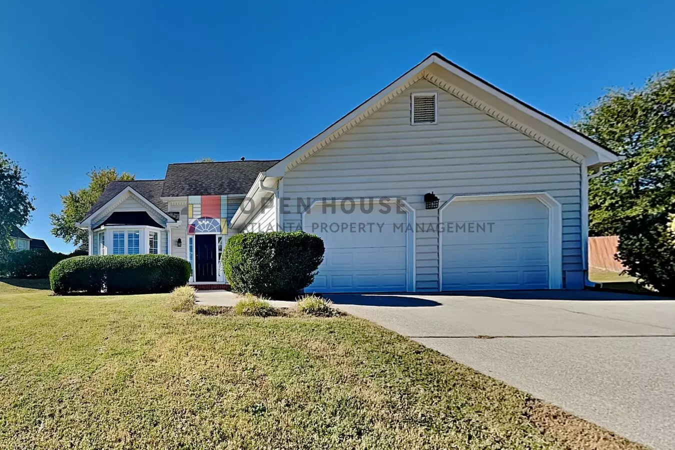 1646 Summit Glen Cir House for rent in Loganville, GA
