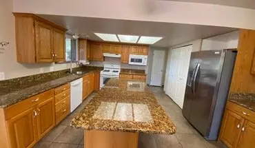 3 of 17 165 N 200 W House for rent in Washington, UT
