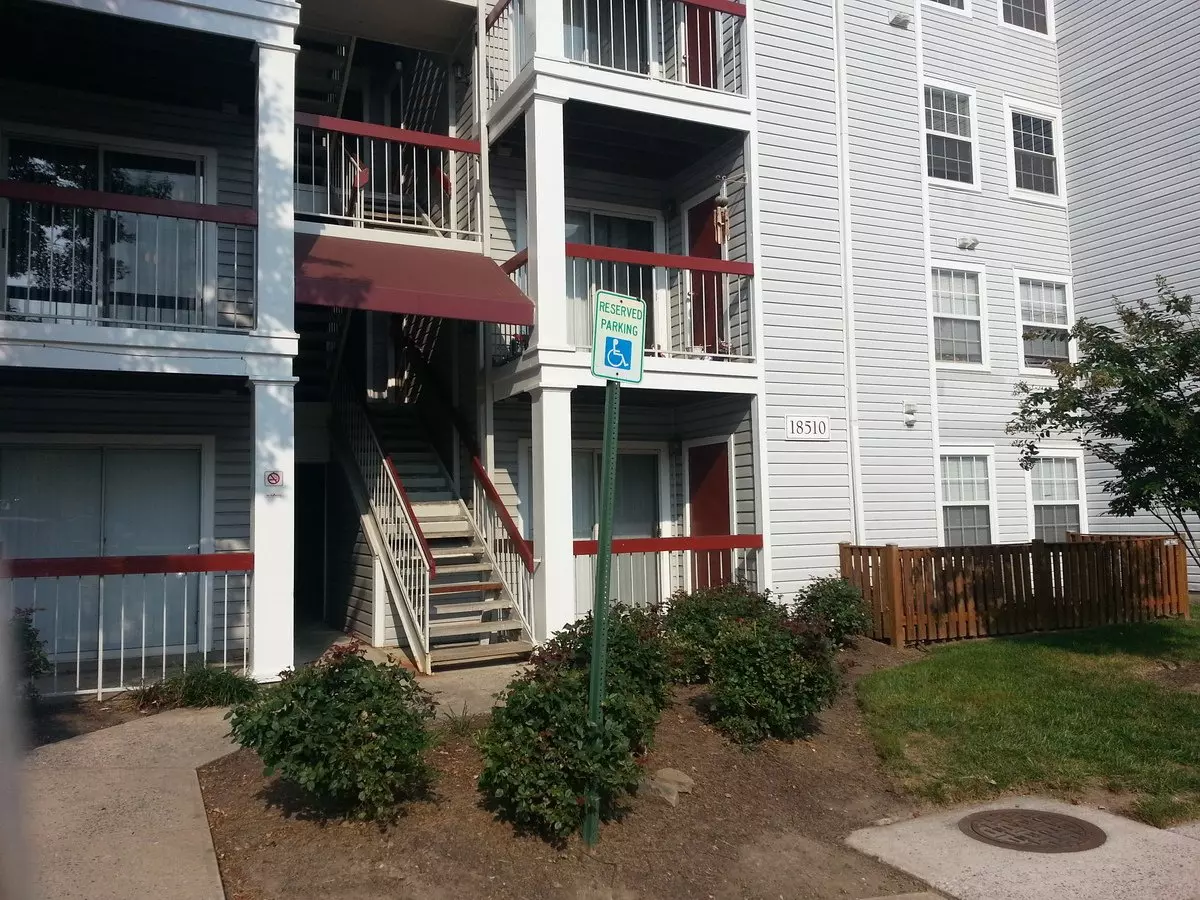 Spacious 1br Condo In Gaithersburg! House for rent in Gaithersburg, MD