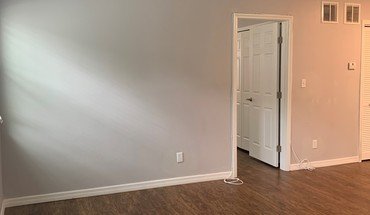 3 of 32 Gorgeous 1/1 - Two Blocks From Baptist Downtown Apartment for rent in Jacksonville, FL
