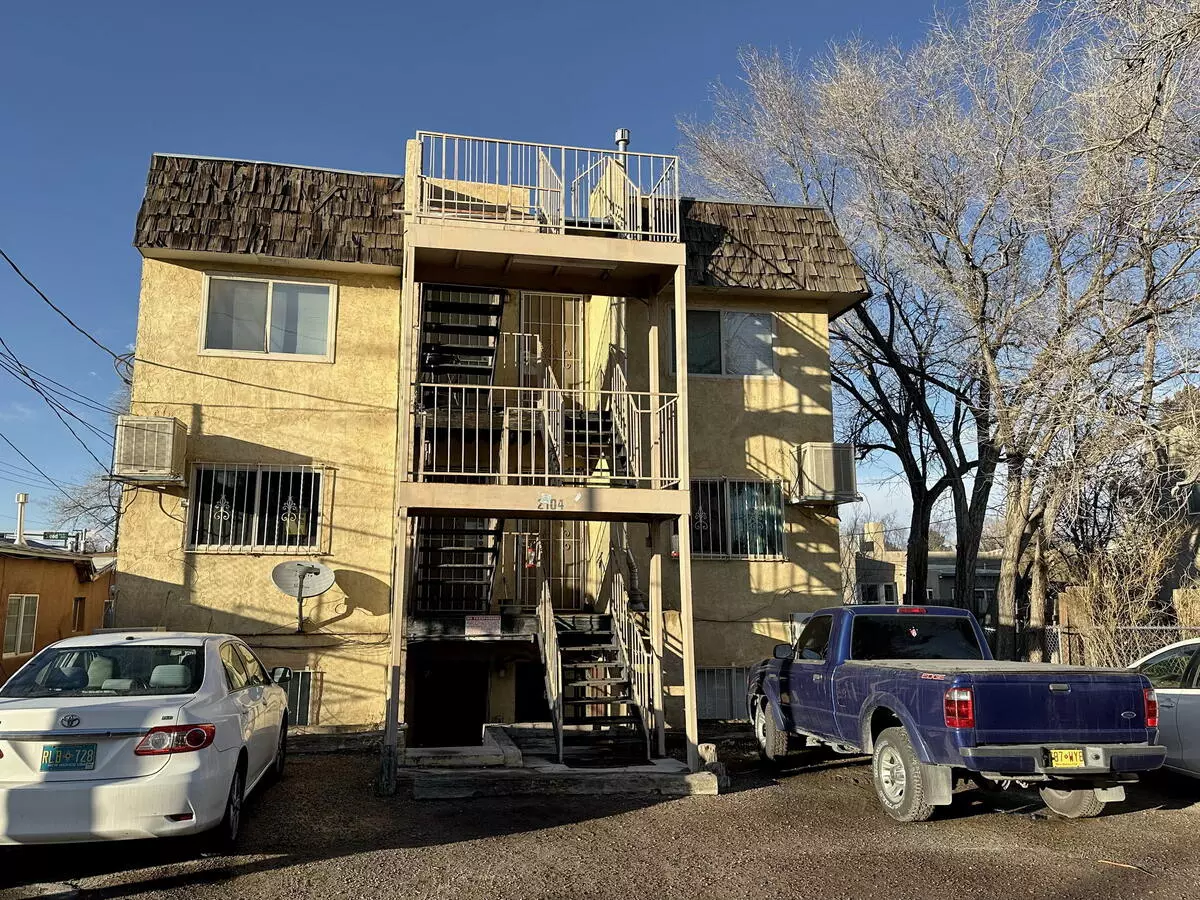 Sparkling New Studio W/all Utilities Incl! Apartment for rent in Albuquerque, NM