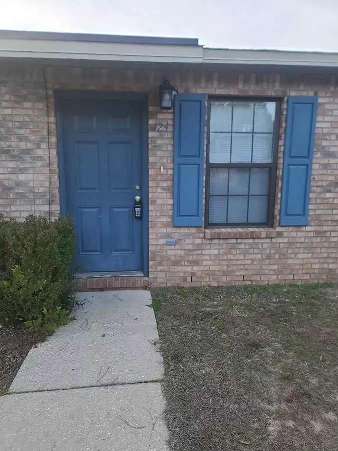 Pest Control Provided! House for rent in Crestview, FL