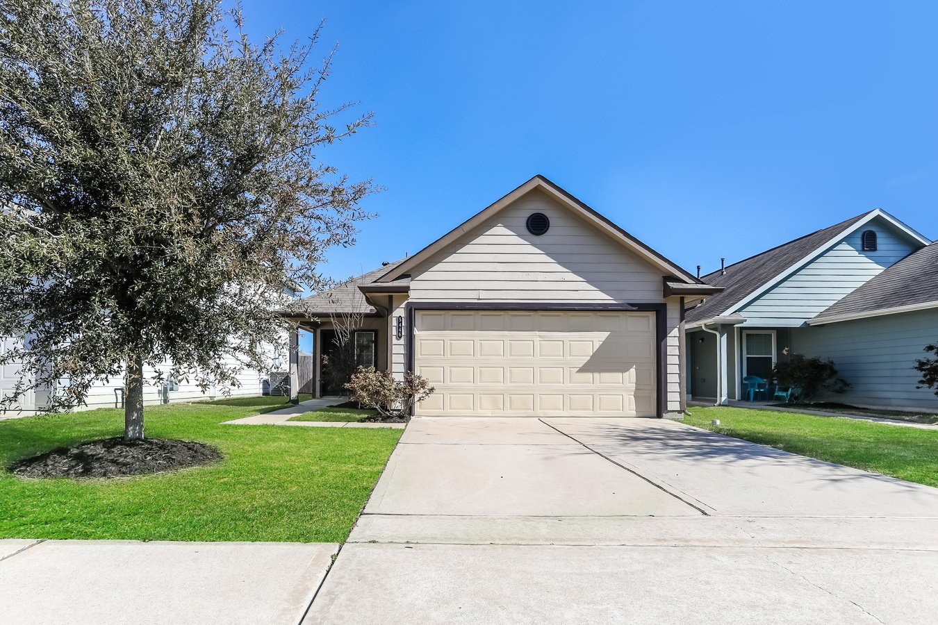 Plantation Lakes 5446 Plantation Forest Dr,... Apartments Katy, TX