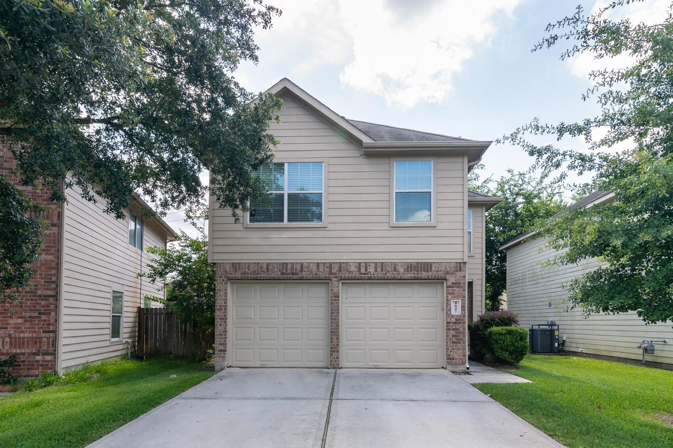 Cielo Vista - 5807 Santa Cecilia Ln, Houston, Tx... Apartments Houston, TX