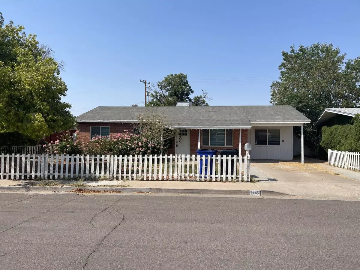 Downtown Gilbert 3 Bedrooms 2 Baths House And Huge Bonus Room House for rent in Gilbert, AZ