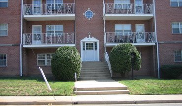 3 of 16 4410 N. Carlin Springs RD Apartment for rent in Arlington, VA