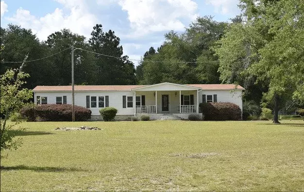 2 Acres; 3Bdrm 2ba Apartment for rent in Hinesville, GA