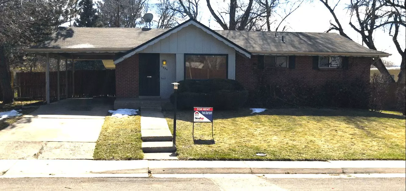 Adorable 4br/2ba Home Near Southglenn Mall! House for rent in Centennial, CO