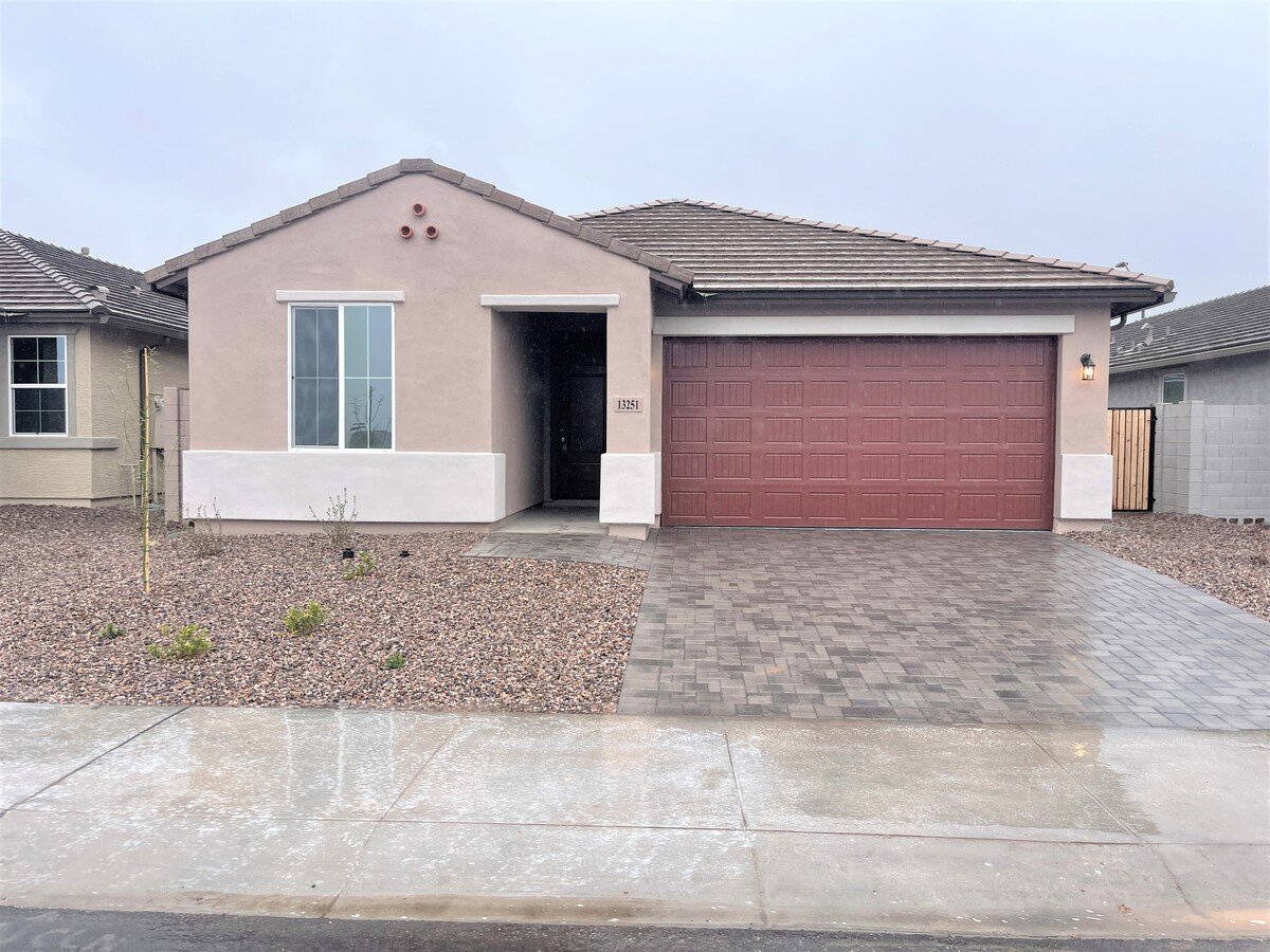 3Bd 25ba New Built Single Level Peoria Home! Apartments Peoria, AZ