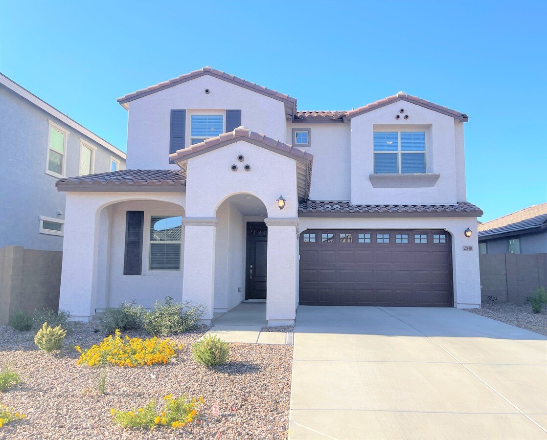 4Bd 3Ba Gilbert Home In Gated Community! Apartments Gilbert, AZ