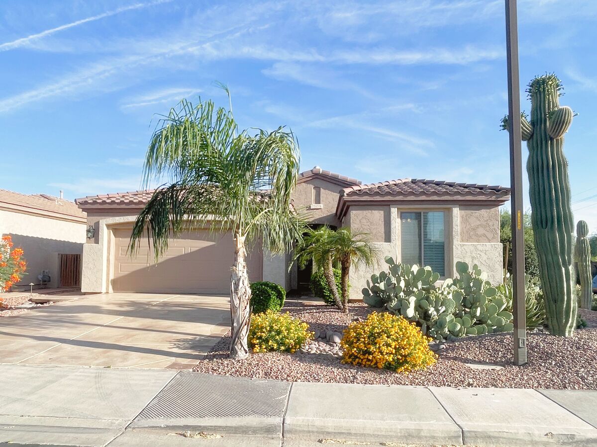 2bd, 2ba Corner Lot Home In Trilogy Gated... Apartments Gilbert, AZ