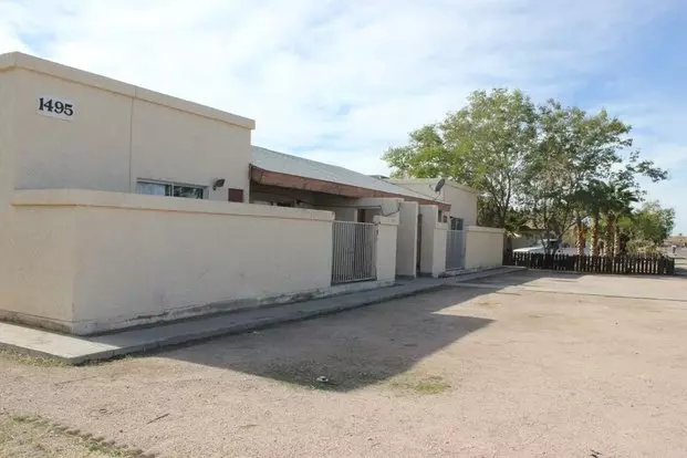 Beautiful Apt - Private Yard, W/d Hookups! Storage Room Apartment for rent in Apache Junction, AZ Beautiful Apt - Private Yard, W/d Hookups! Storage Room Apartment for rent in Apache Junction, AZ