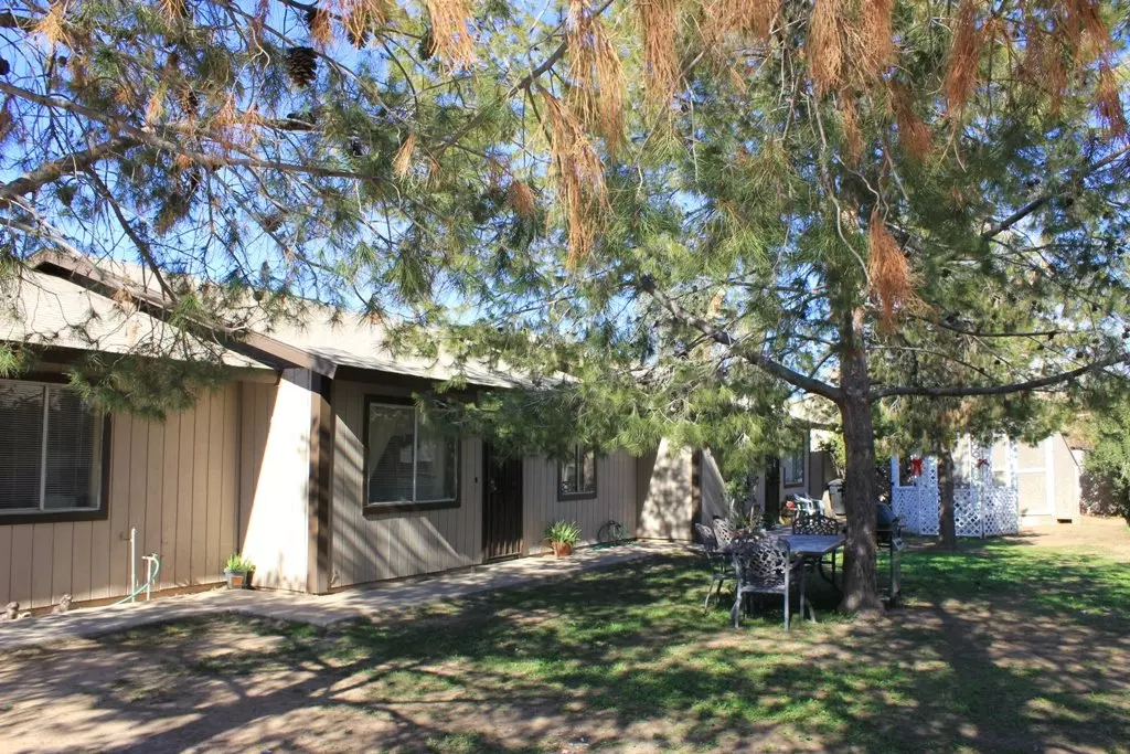 Beautiful Apt -all Tile! Large Yard! W/d Hookups! Apartment for rent in Mesa, AZ