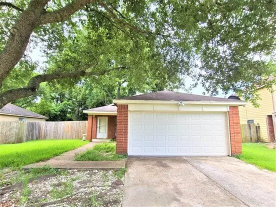16022 Old River Rd Apartment for rent in Channelview, TX
