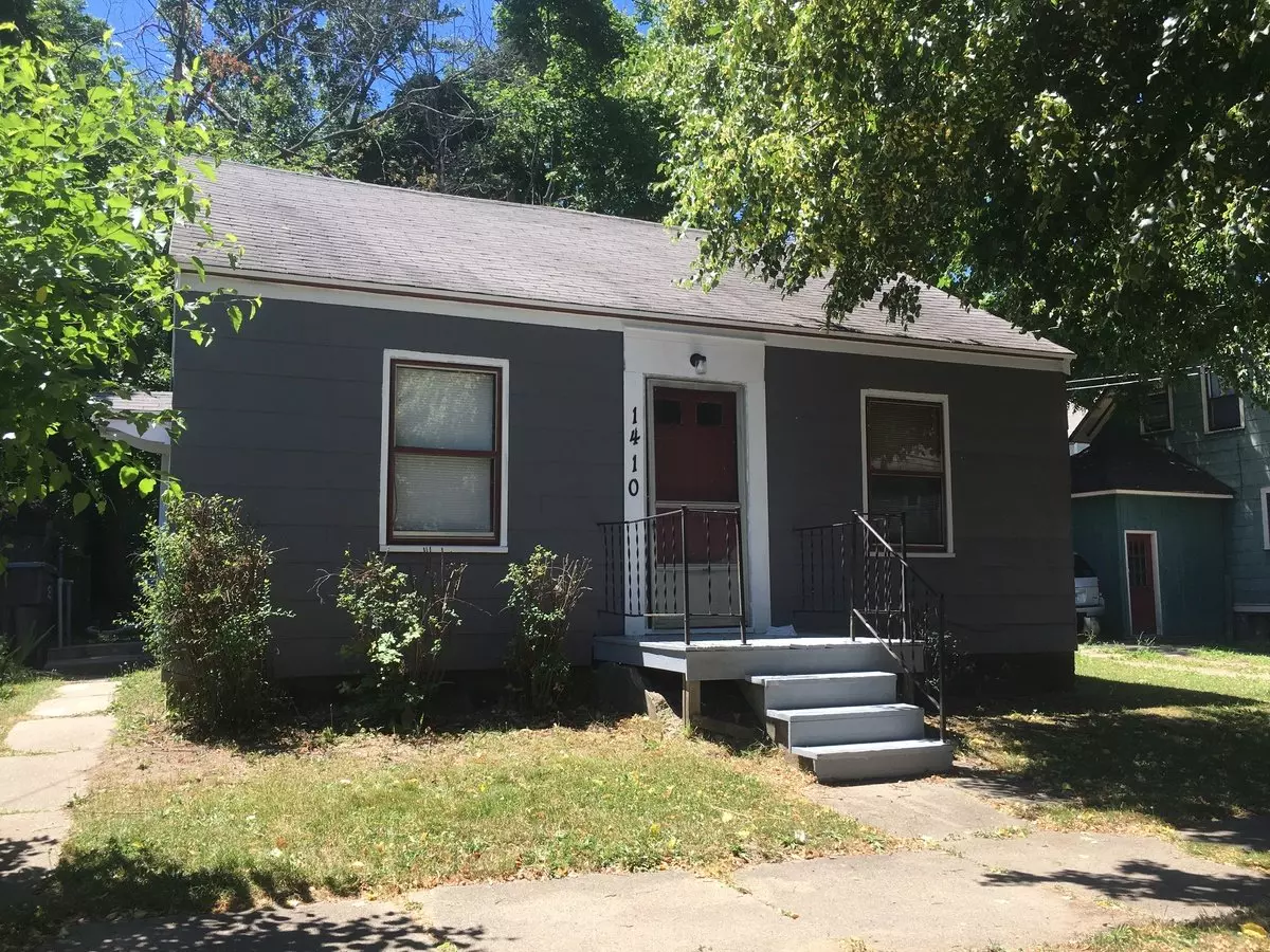 1410 Oak St Apartment for rent in Kalamazoo, MI