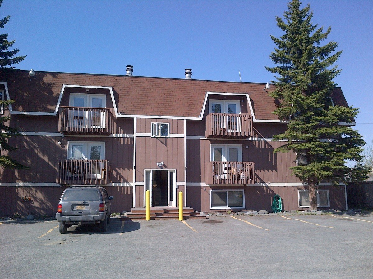 Bright & Spacious Apartment In The Heart Of Downtown Eagle River! Apartment for rent in Eagle River, AK