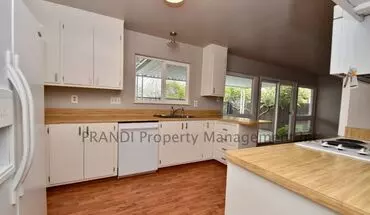 5 of 16 Ranch Style Terra Linda Home With Pool! House for rent in San Rafael, CA