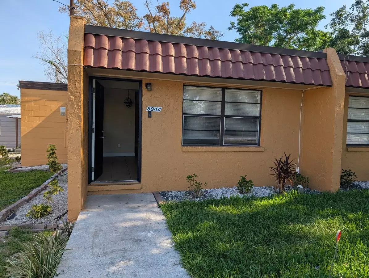 Move In Special, 1 Full Month Rent Off! Accepts Section 8 Vouchers, 2Bed 1Bath Move In Ready. House for rent in Temple Terrace, FL