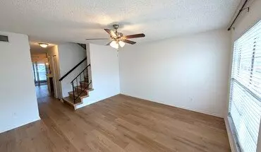 5 of 20 Charming 2br/2.5ba End-unit Townhouse In Pinebrook. Move-in Ready! House for rent in Largo, FL