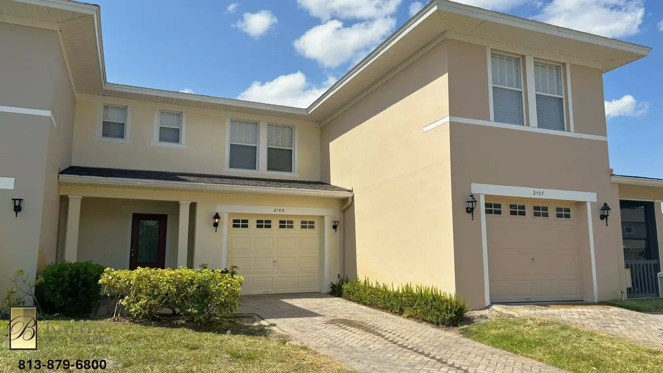 Stunning 3 Bed /2.5 Bath Townhome Located In The Beautiful Gated Community Of Cypress Lakes House for rent in Kissimmee, FL
