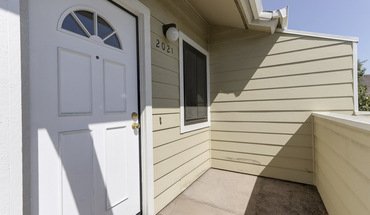 Stylish 2 Bed / 2 Bath Berryessa Condo Apartment for rent in San Jose, CA