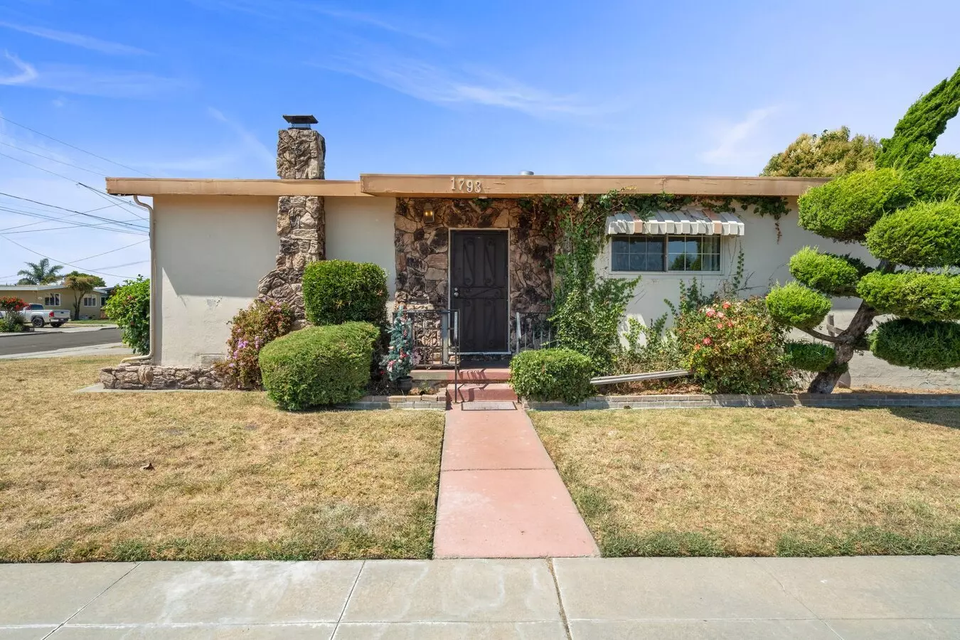 Spacious 3/2 Single Story Home On Corner Lot In San Lorenzo! House for rent in San Lorenzo, CA
