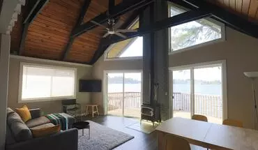 3 of 11 Sunset Cabin On Lake Nahwatzel House for rent in Shelton, WA