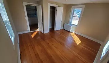 4 of 25 Hopkins! 1B Deck, Yard, W/d ,walk To Shops ,bus Avail 7/6/2021 Apartment for rent in Hopkins, MN